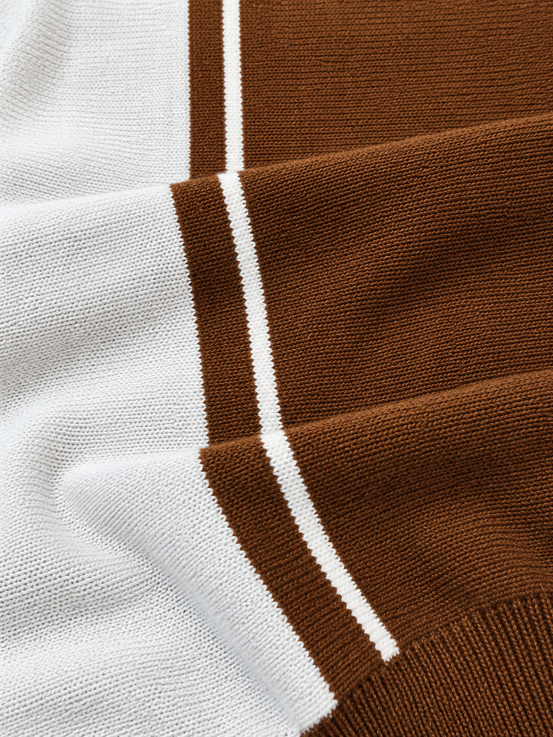 KNIT POLO BROWN GEOMETRIC